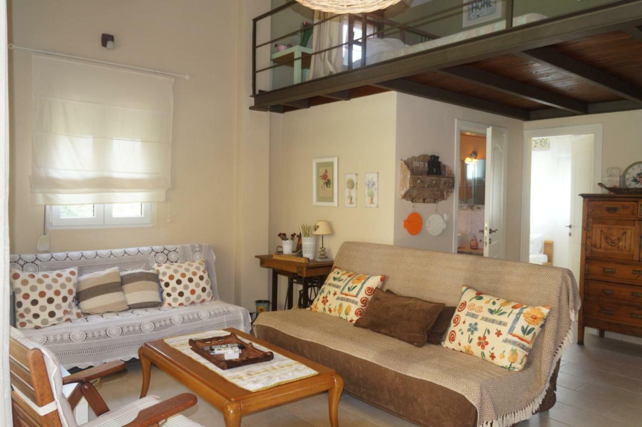 Appartement Plane Tree House à Nea Nea Makri Extérieur photo