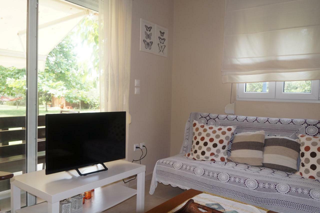 Appartement Plane Tree House à Nea Nea Makri Extérieur photo